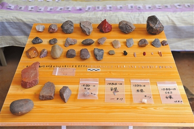 鸽子山遗址发现大量珍贵石器和工艺品